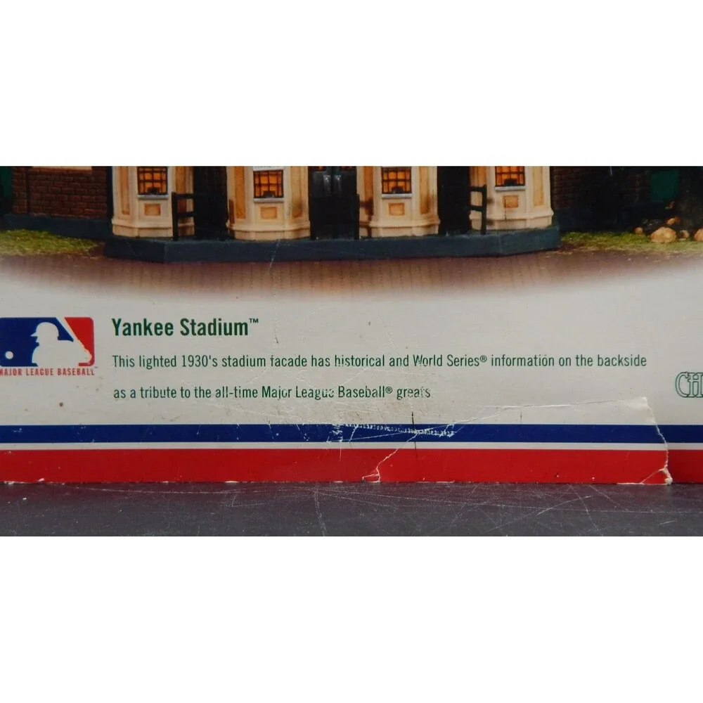 Dept 56 New York Yankee Stadium Collectible Ceramic House Illuminated